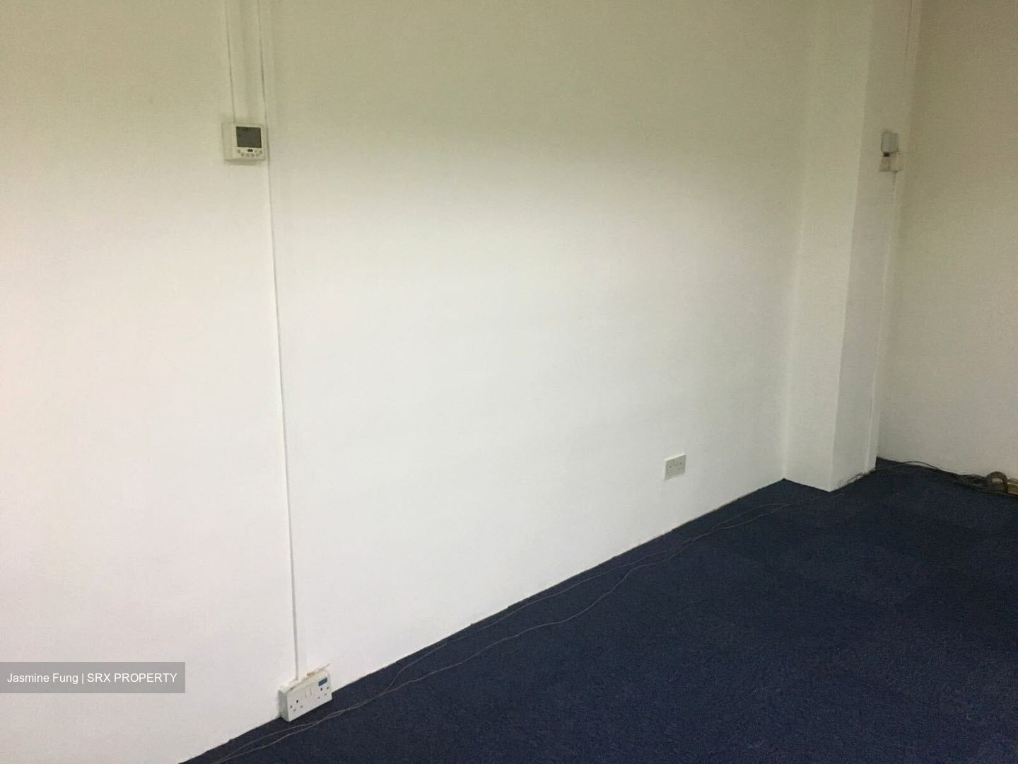 North Bridge Centre (D7), Office #582255601
